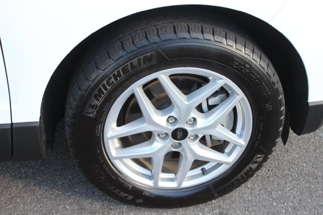 Used 2024 White Ford SEL image 38