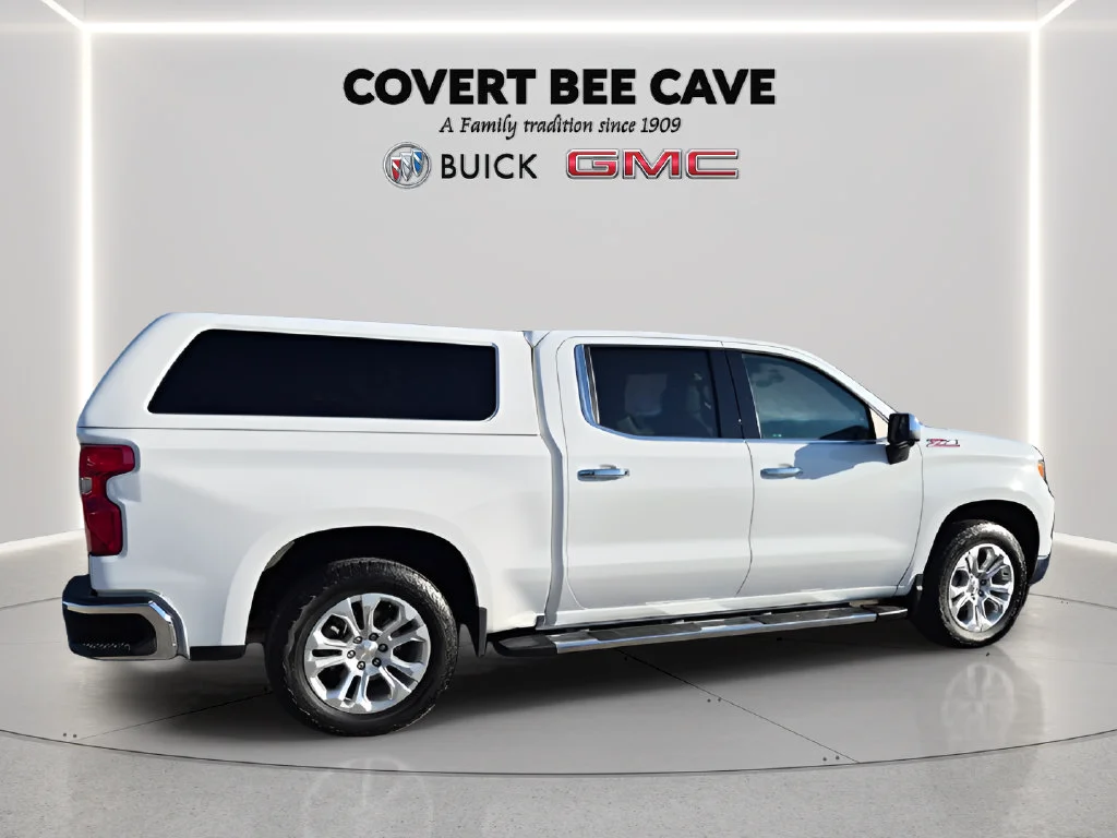 Used 2023 SUMMIT WHITE Chevrolet LTZ image 10