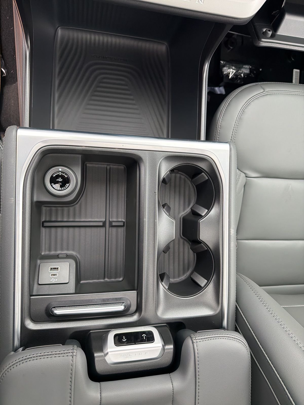 New 2026 Dark Matter Gray Metallic Ford MAX Active image 25