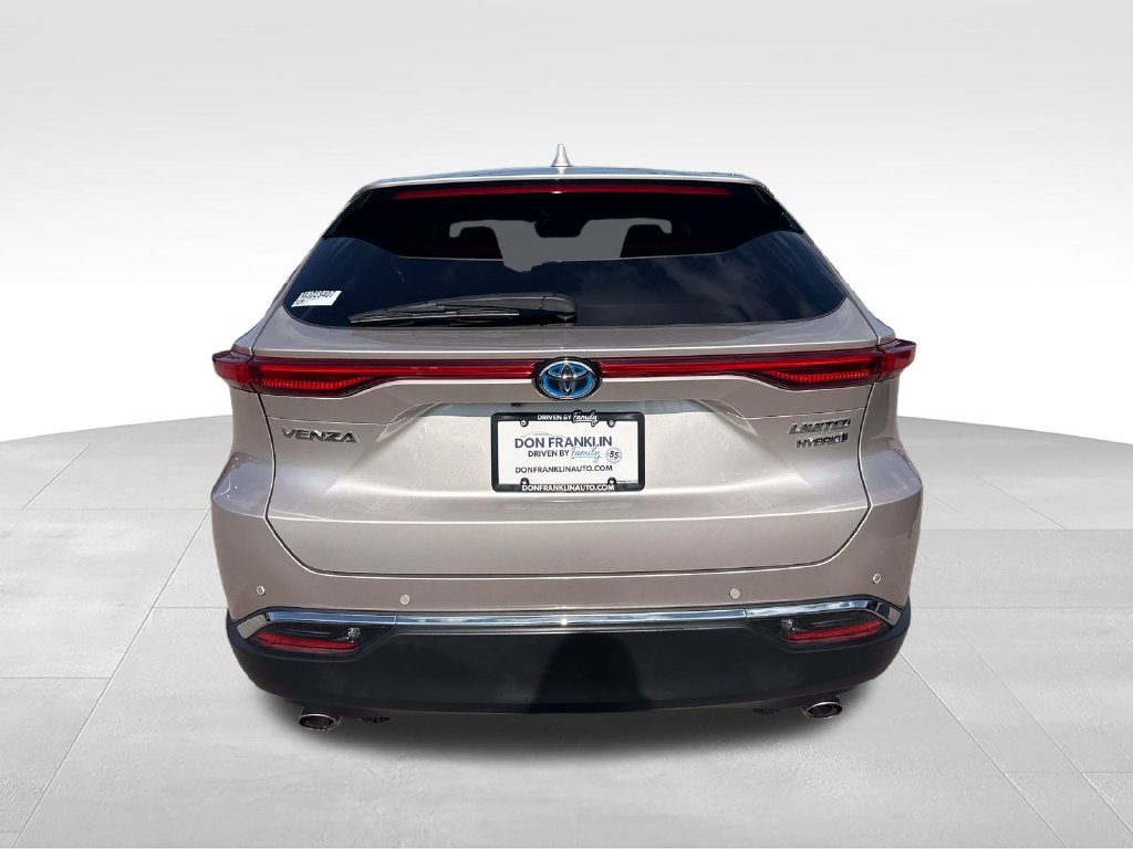 Used 2021 Silver Toyota Limited image 4