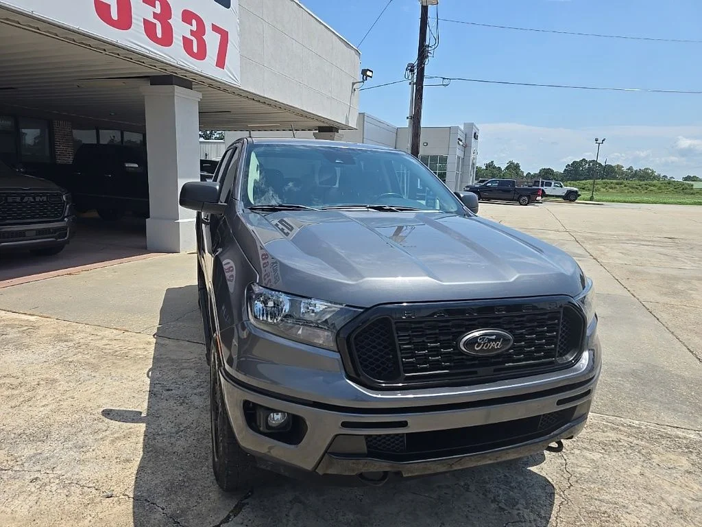 Used 2023 Gray Ford XLT image 3