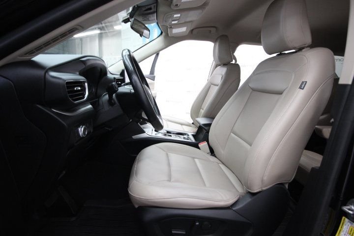 Used 2022 Black Ford XLT image 13