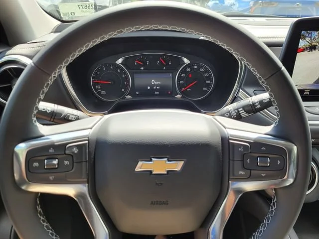 New 2025 Riptide Blue Metallic Chevrolet 3LT image 27