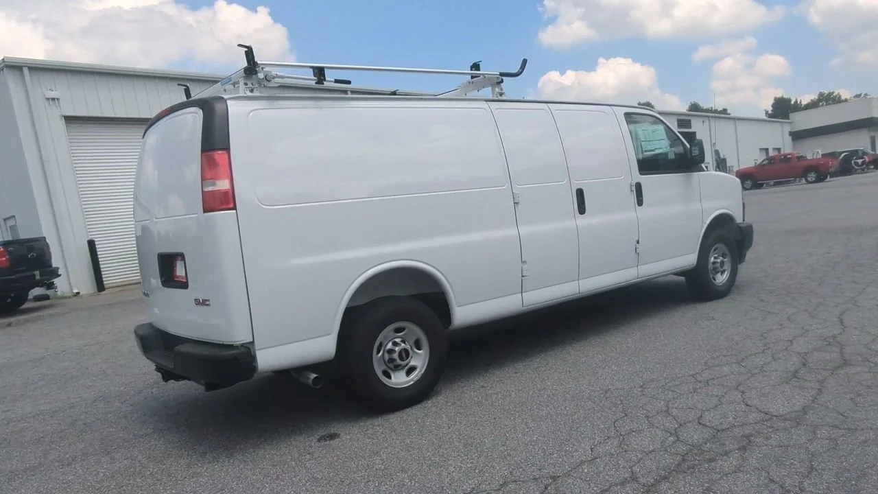 2025 GMC Savana Cargo Work Van - Photo 8