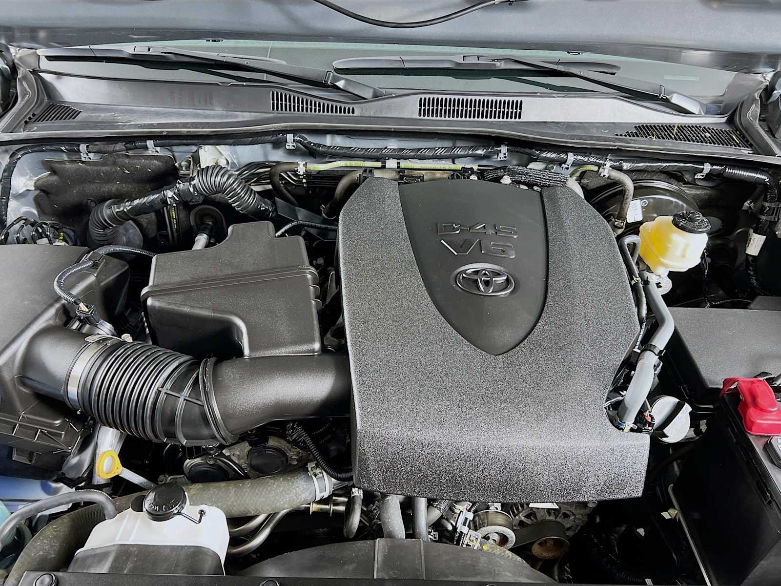 Used 2023 Celestial Silver Metallic Toyota SR image 28