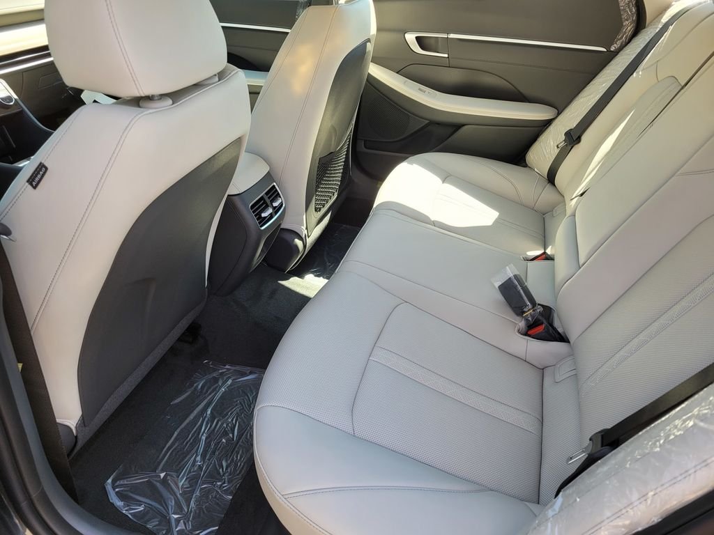 New 2026 Gray Hyundai Limited image 6