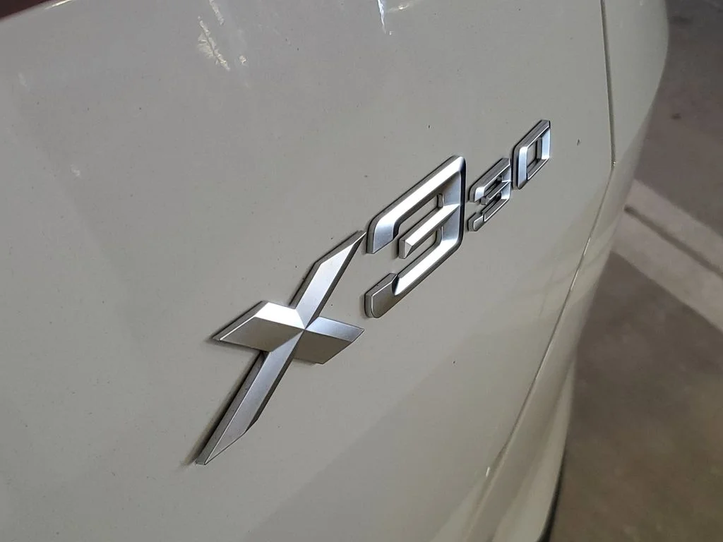 Used 2026 Alpine White BMW 30 xDrive image 6
