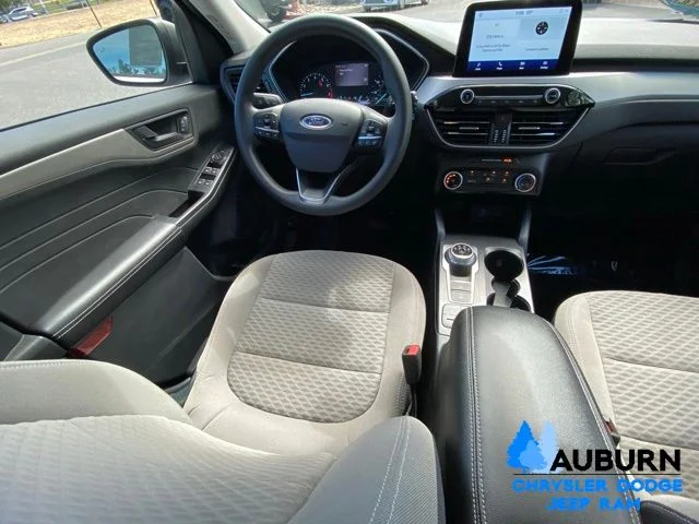 Used 2022 White Ford SE image 23
