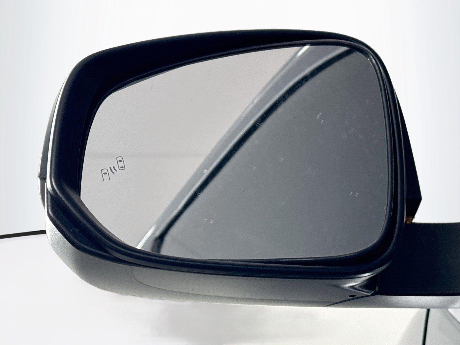 New 2026 Underground Toyota SR5 image 5