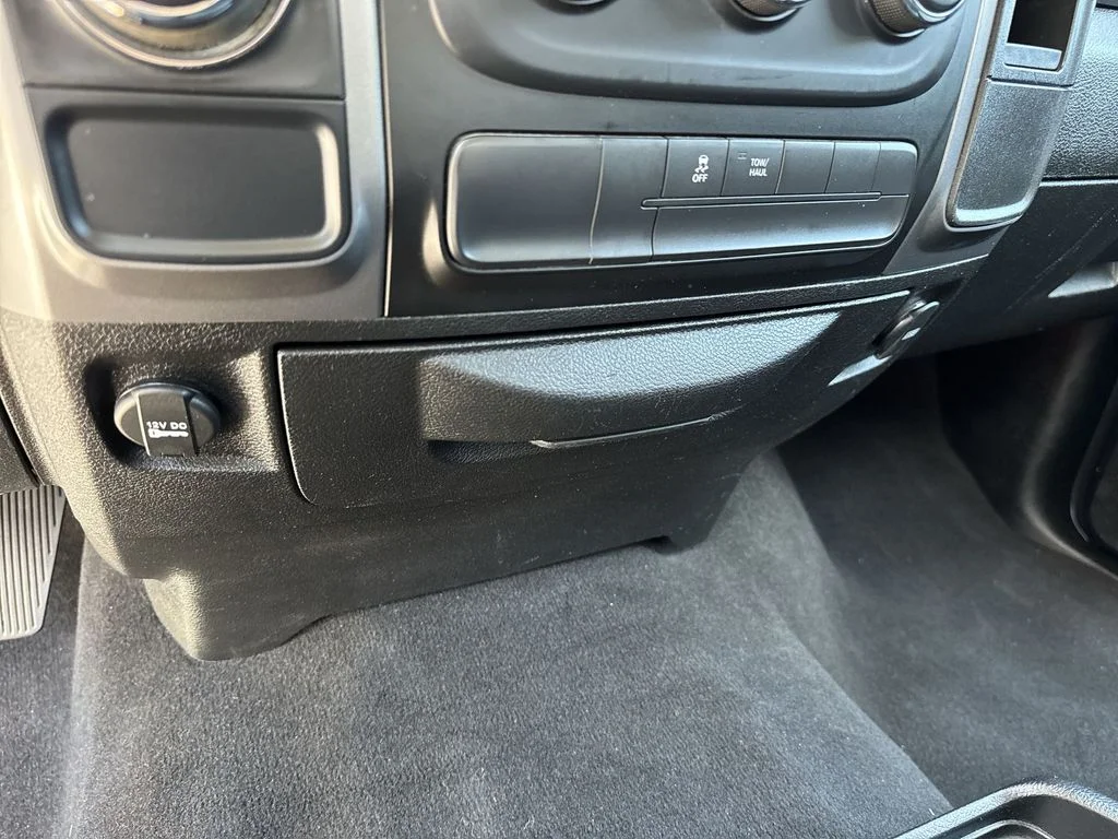 Used 2022 Bright White Clearcoat Ram SLT image 55