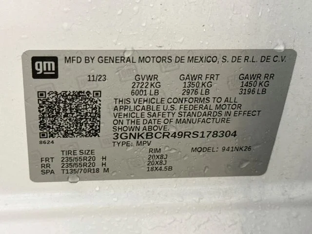 Used 2024 White Chevrolet LT image 31