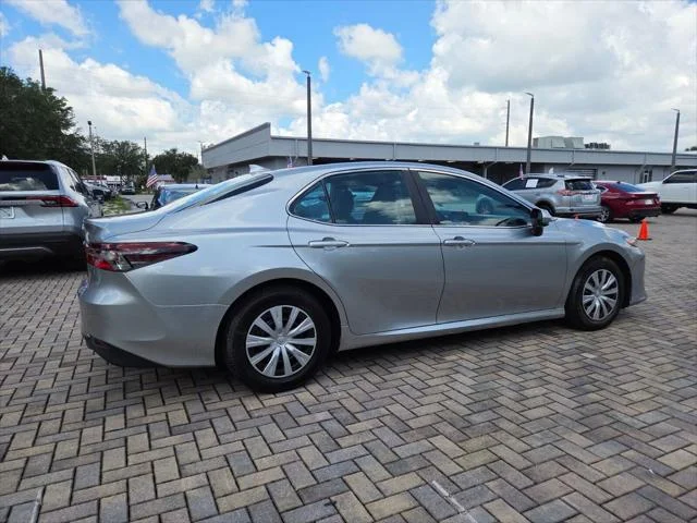 Certified Used 2022 CELESTIAL SILVER METALLIC Toyota  image 11