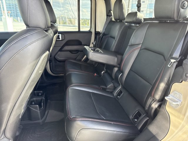 Used 2022  Jeep Rubicon image 22