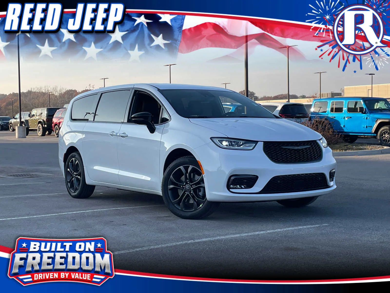 2026 Chrysler Pacifica Select