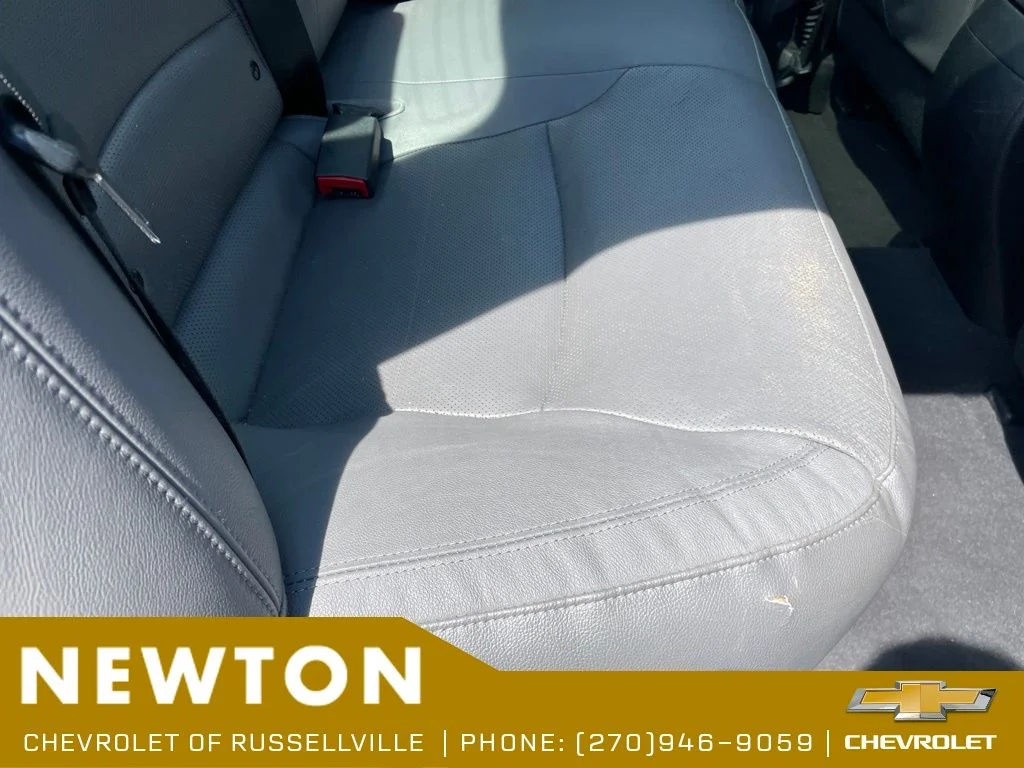 Used 2014 Black Onyx Pearl Hyundai Limited image 30