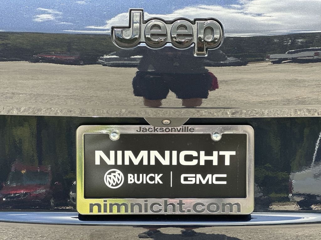 Used 2024 Blue Jeep Limited 4x2 image 31