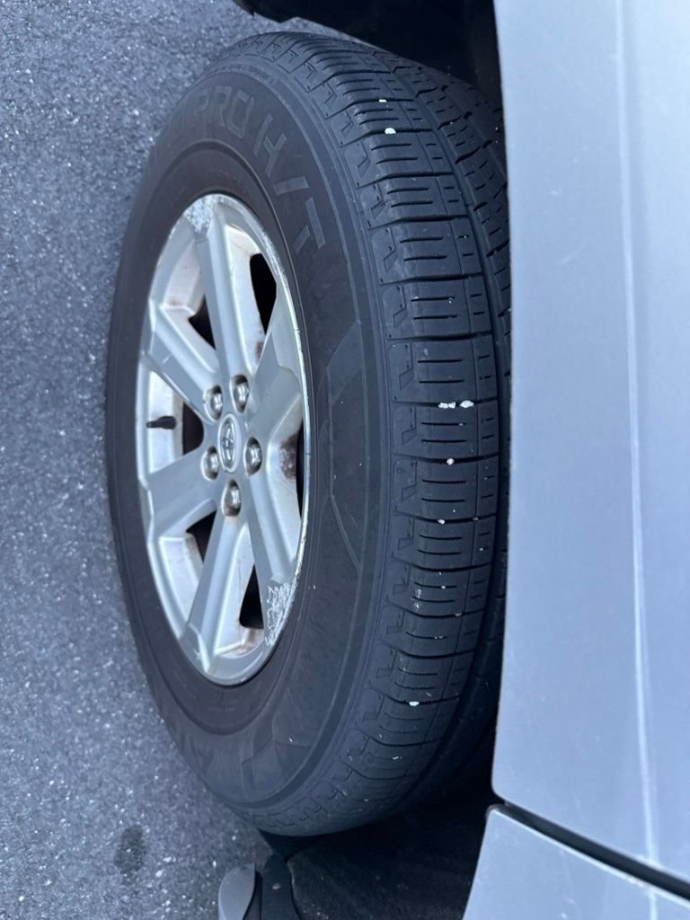 Used 2010 Silver Toyota SE image 12