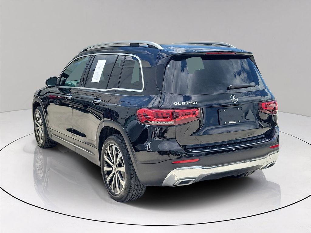 Certified Used 2022 Black Mercedes-Benz GLB 250 image 4