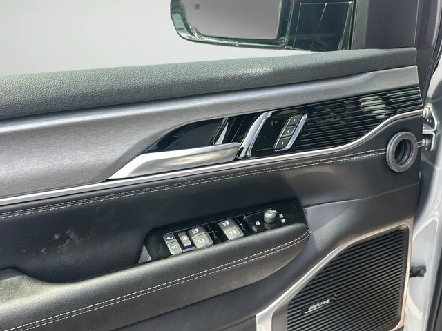 New 2026 Silver Zynith Jeep Limited Altitude image 24
