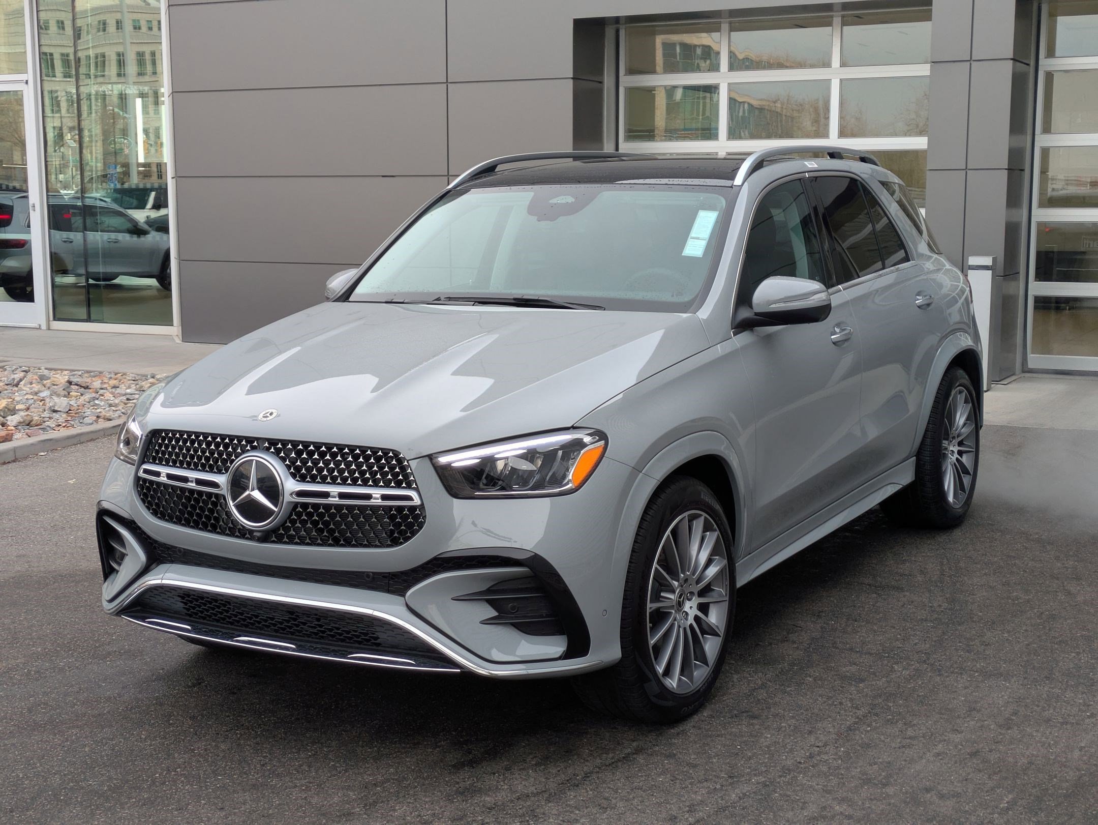 New 2026 MANUFAKTUR Alpine Grey Mercedes-Benz GLE 350 image 25