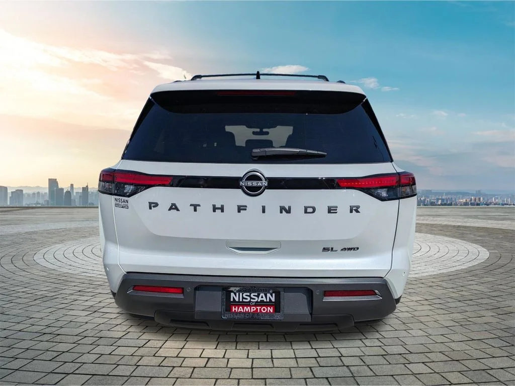 New 2026 Everest White Pearl TriCoat Nissan SL image 5