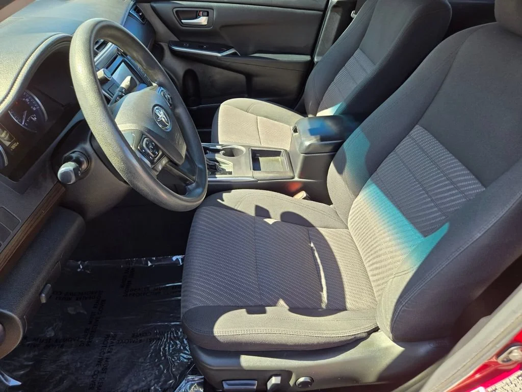 Used 2016 Ruby Flare Pearl Toyota XLE image 10