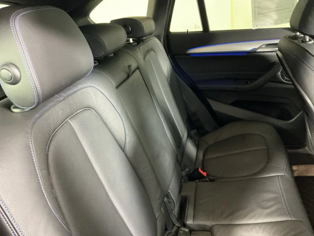 Used 2022 Blue BMW xDrive28i image 16