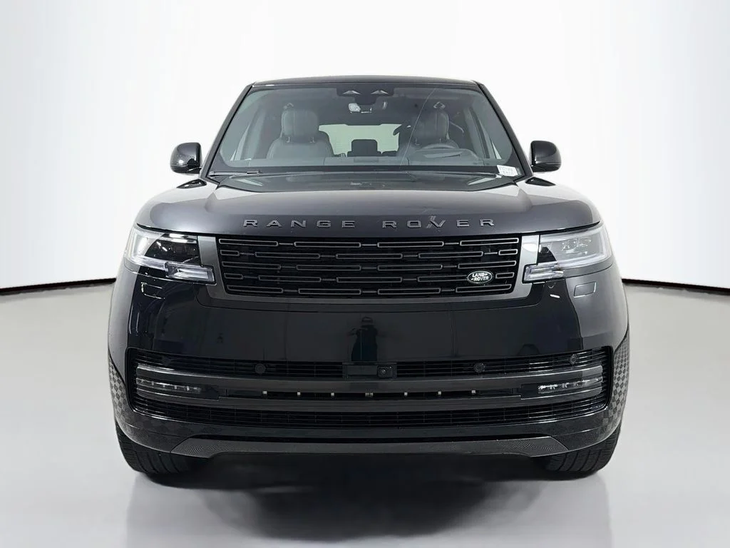 New 2026 Santorini Black Land Rover SE 7 Seats image 2
