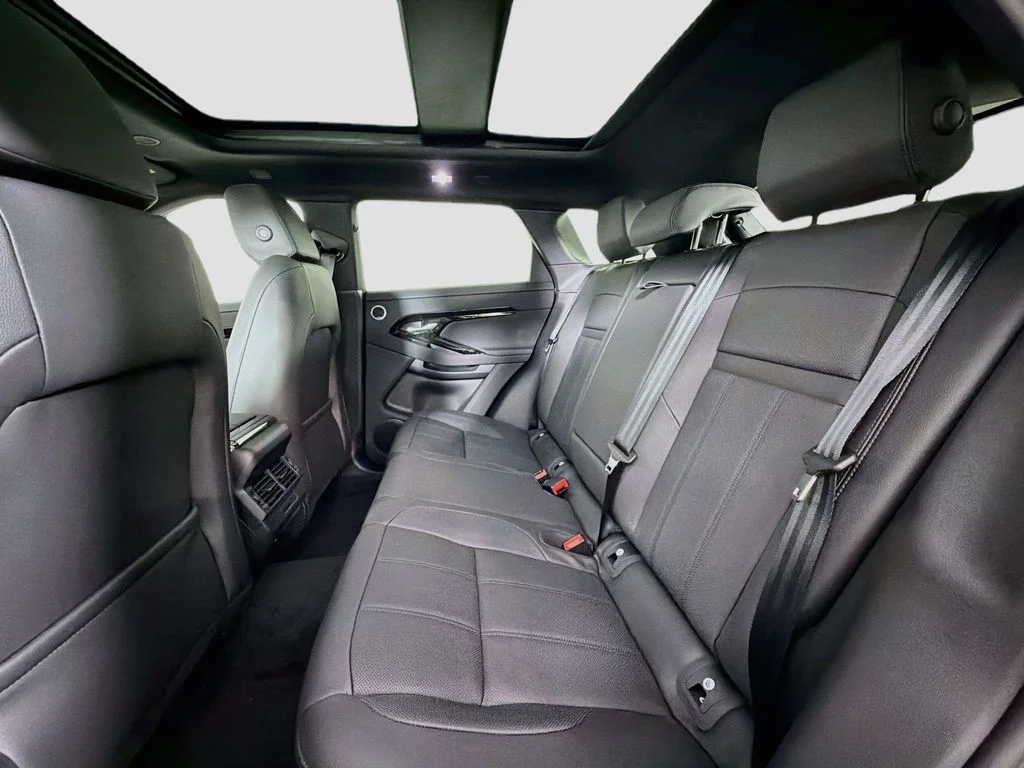 New 2026 Santorini Black Land Rover S image 25