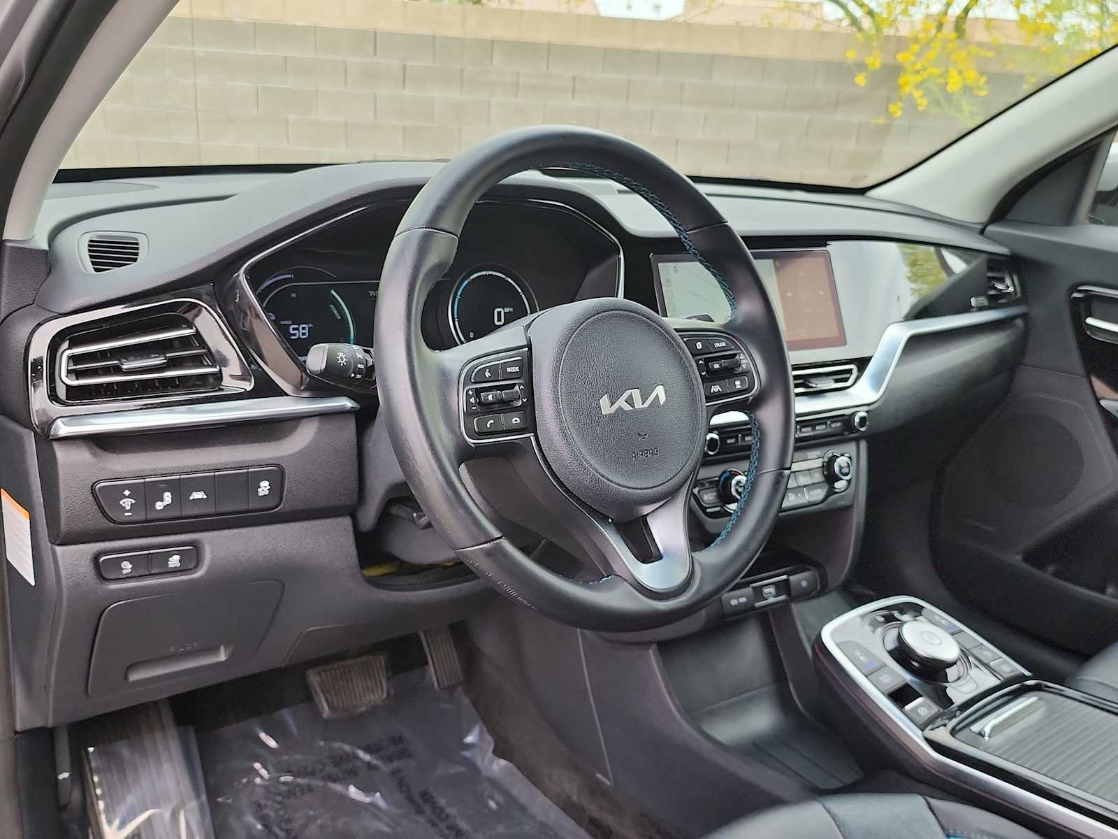 Used 2022 Kia Niro EX Premium with VIN KNDCE3LG4N5141981 for sale in Las Vegas, NV