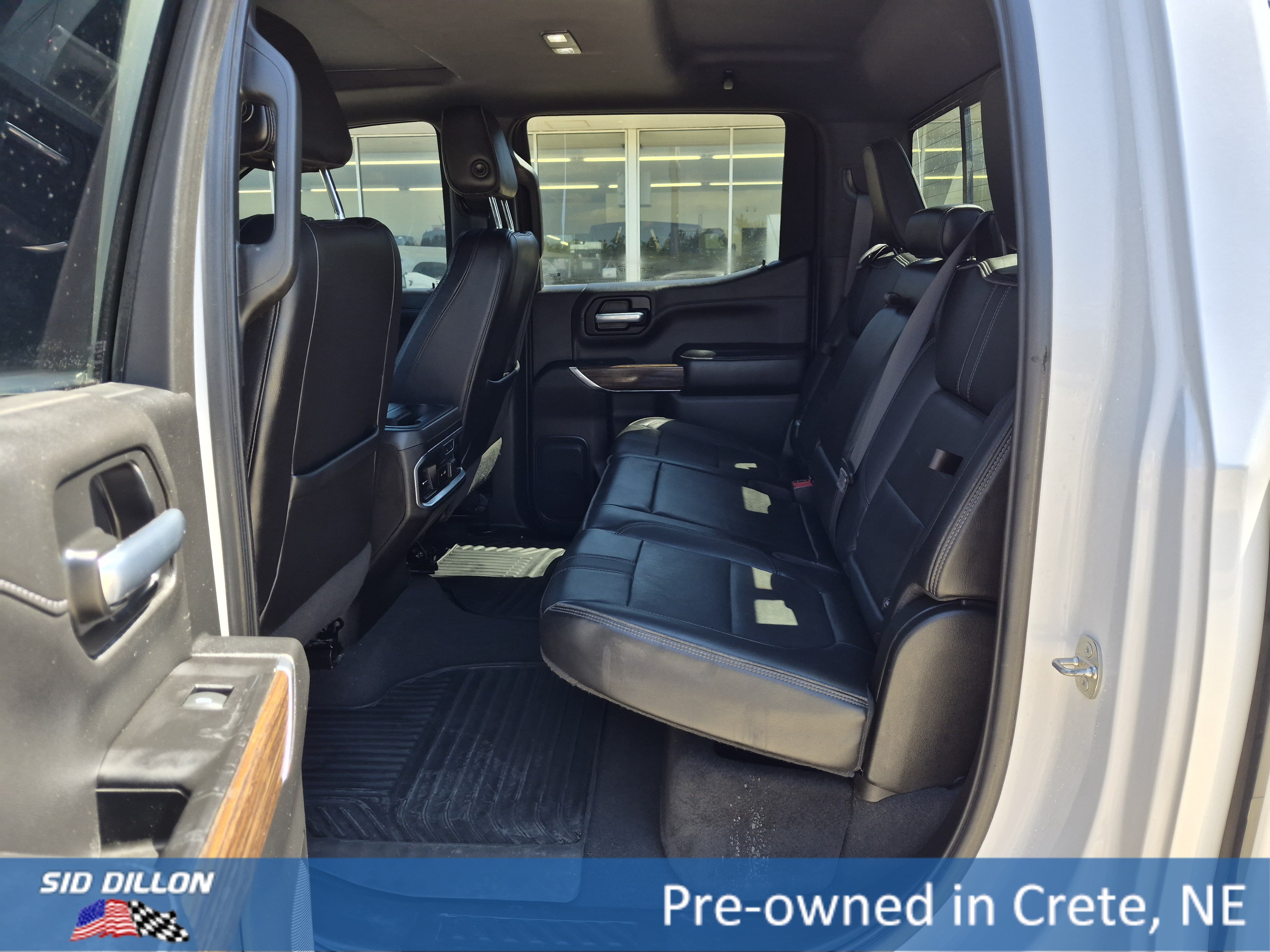 Used 2021 Iridescent Pearl Tricoat Chevrolet High Country image 5