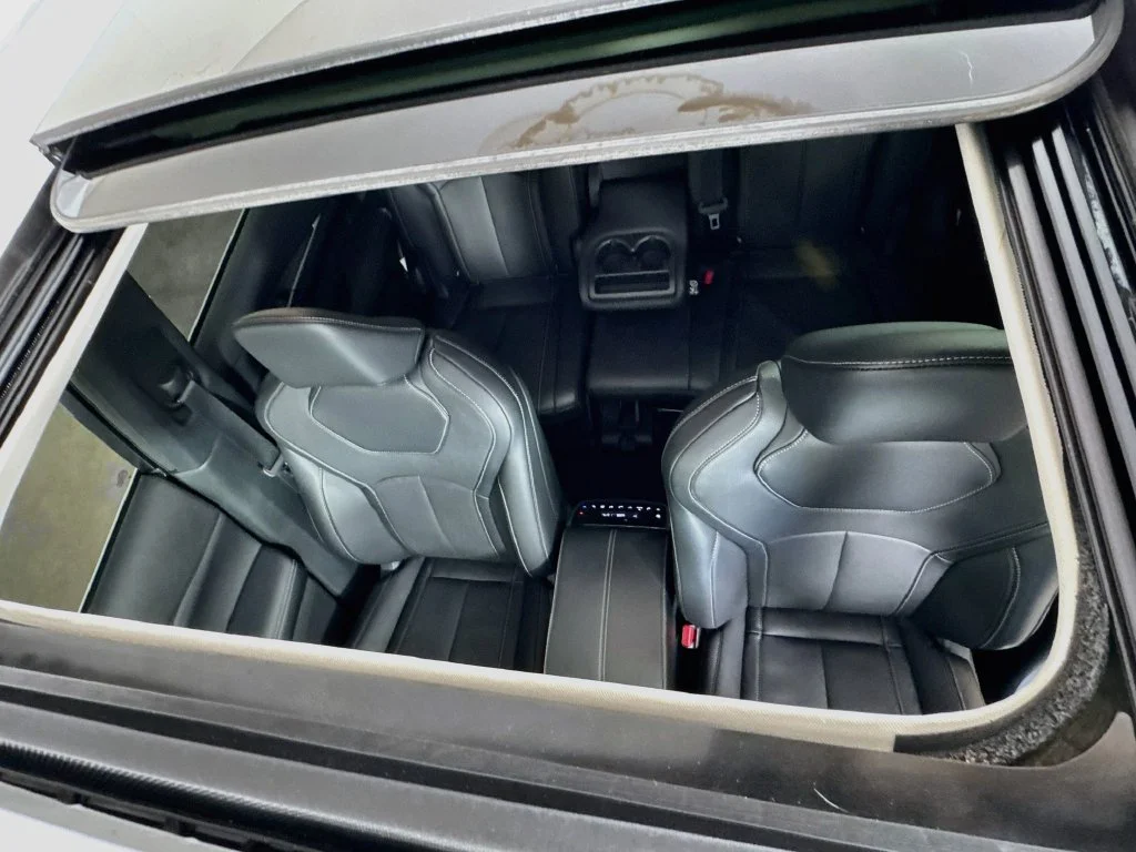 Certified Used 2027 White INFINITI LUXE image 29