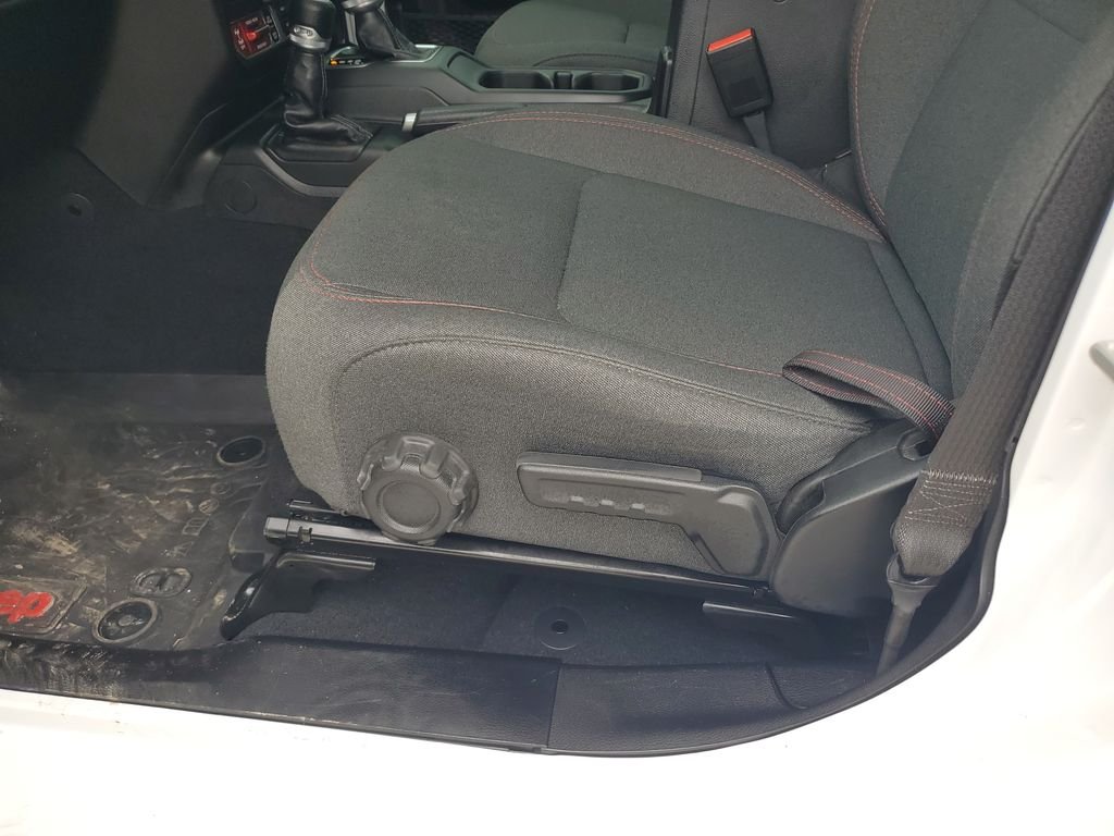 Used 2024 White Jeep Rubicon image 16