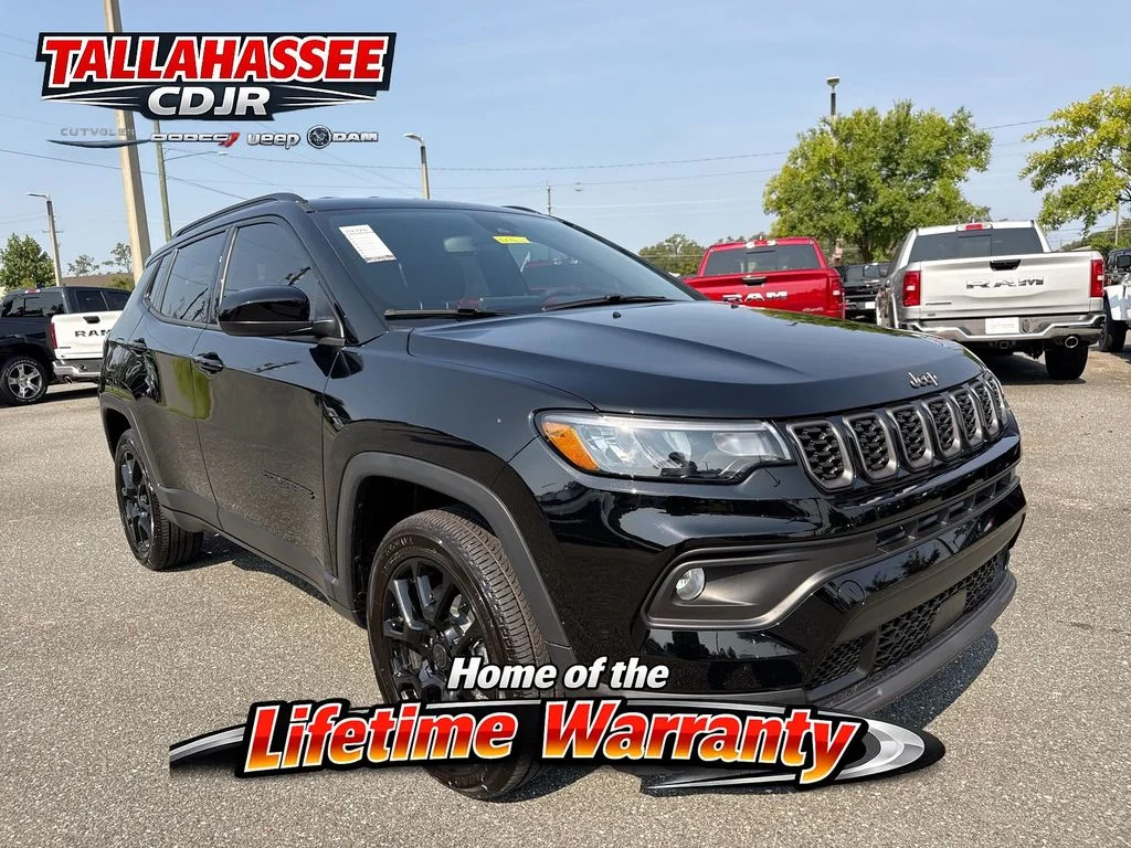 New 2026 Diamond Black Crystal Pearlcoat Jeep Latitude image 1