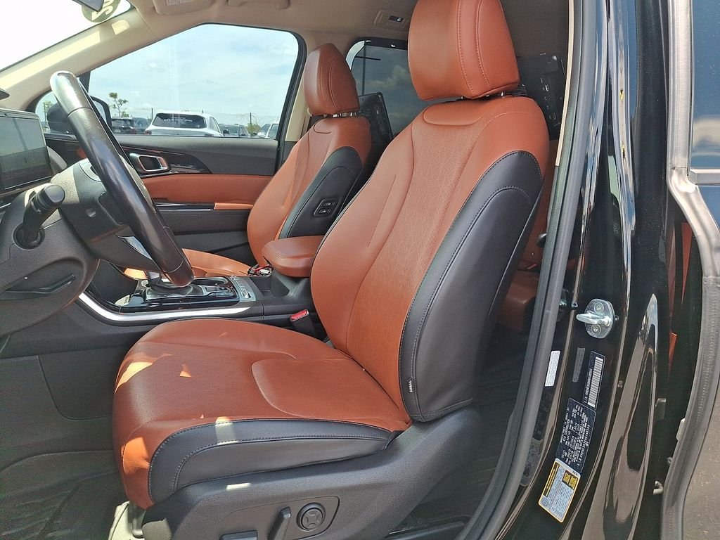Certified Used 2022 Black Kia SX image 14