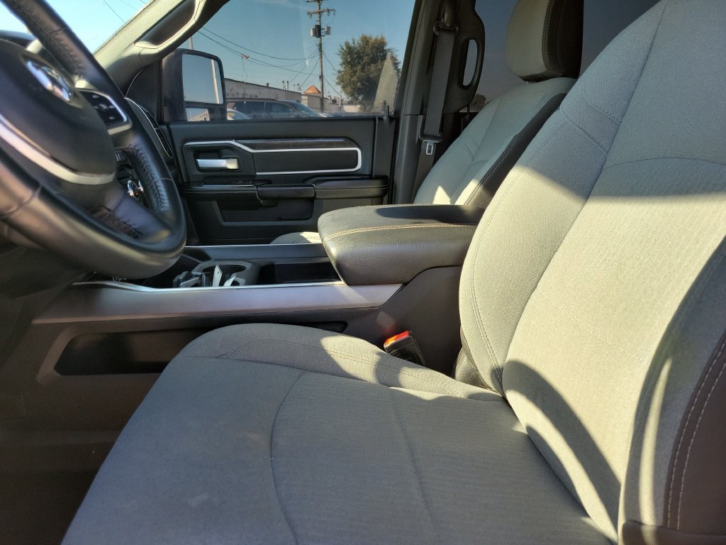 Used 2024 White Ram Big Horn image 20