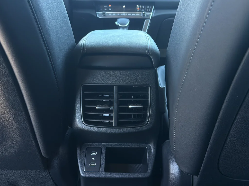 Certified Used 2024 Gravity Gray Kia SX image 28