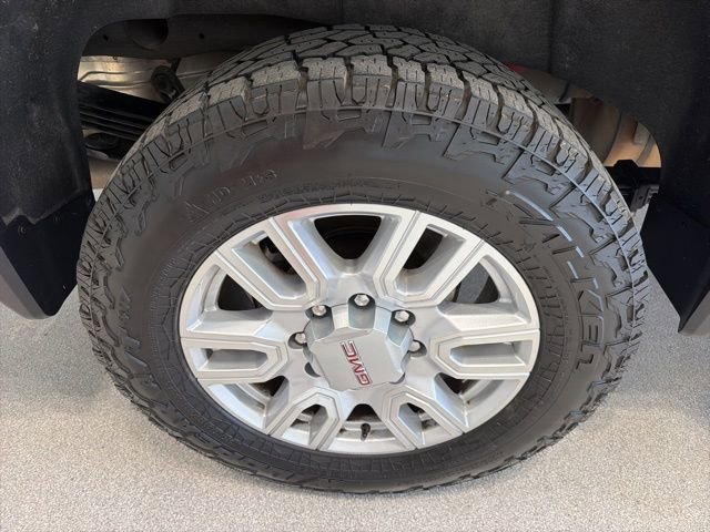 2022 GMC Sierra 2500HD SLT - Photo 6
