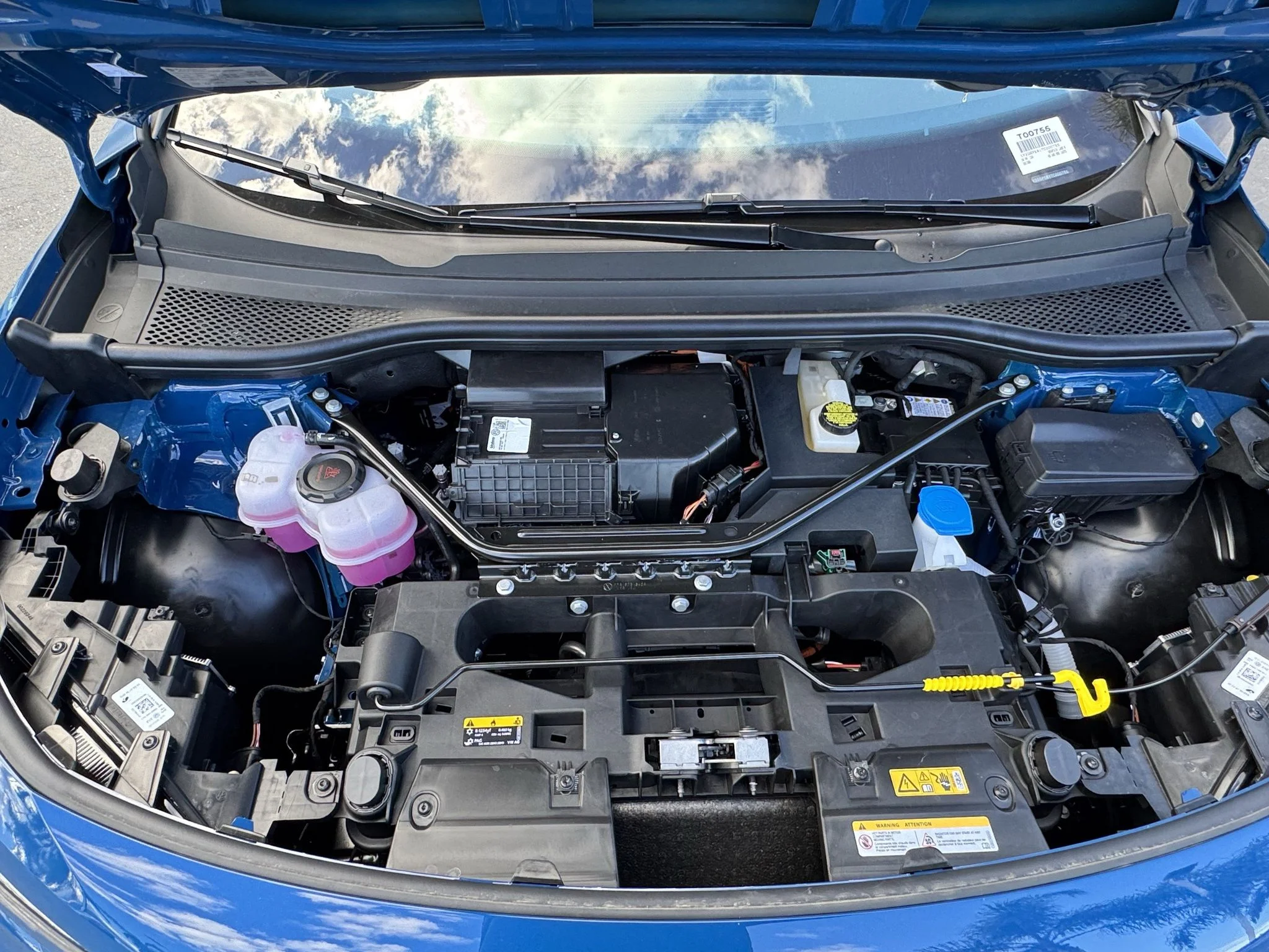 New 2026 Mountain Lake Blue Metallic Volkswagen Pro image 36