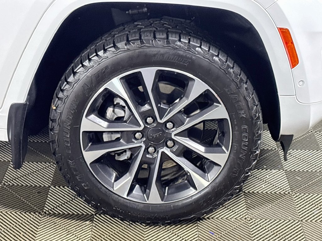 Used 2023 White Jeep Overland 4xe image 24