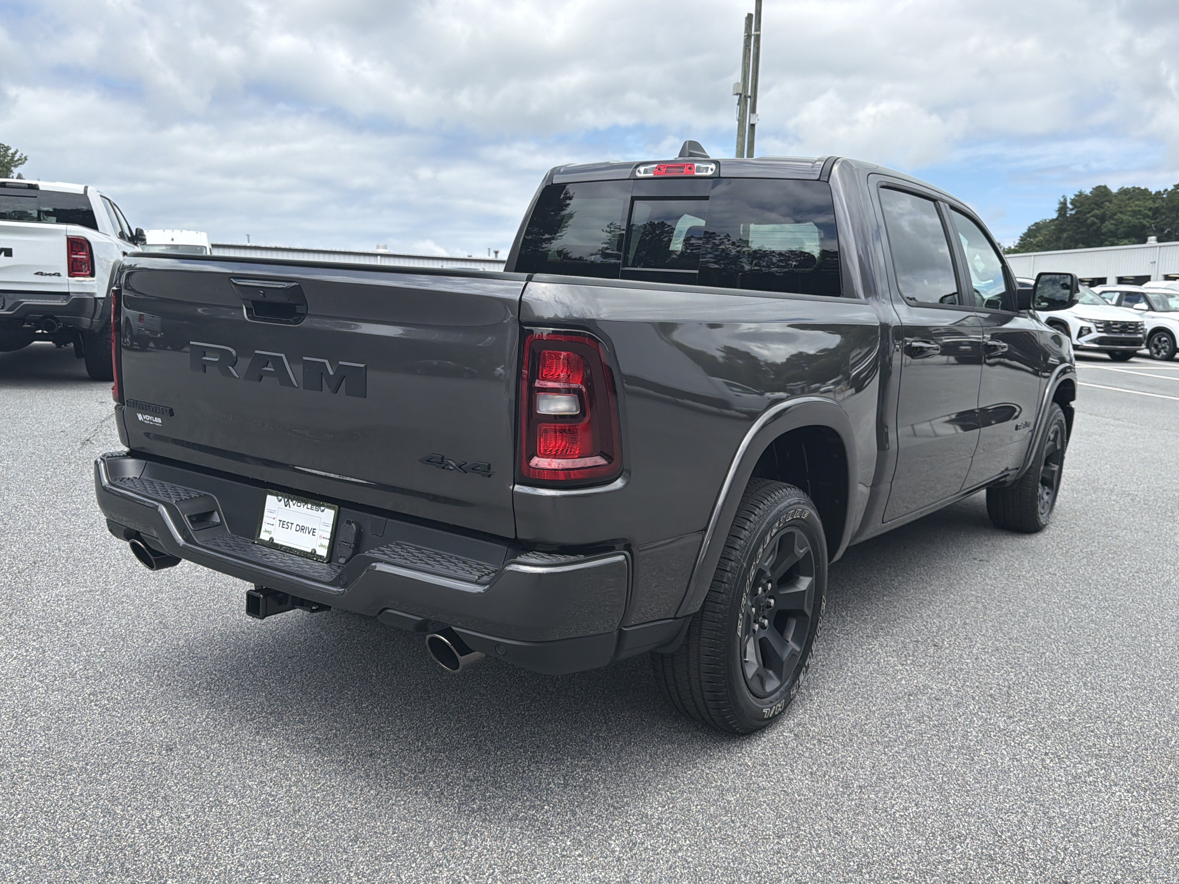 New 2026 Granite Crystal Metallic Clearcoat RAM Big Horn/Lone Star image 9