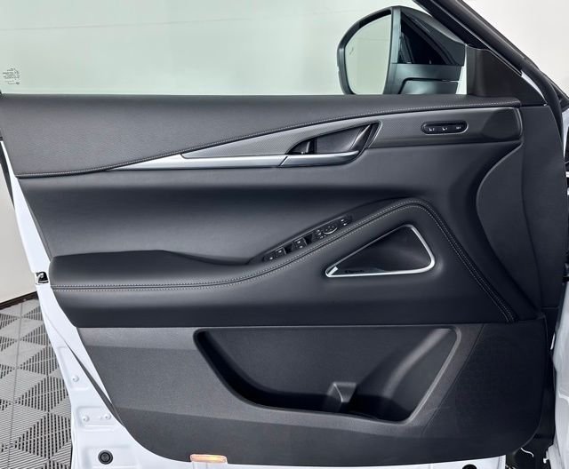 2026 INFINITI QX60 LUXE - Photo 13