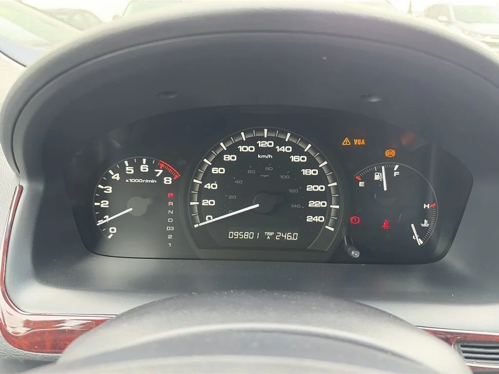 Used 2006 Alabaster Silver Metallic Honda Sedan EX V6 at Dilawri Certified   Local BC   Regu image 23