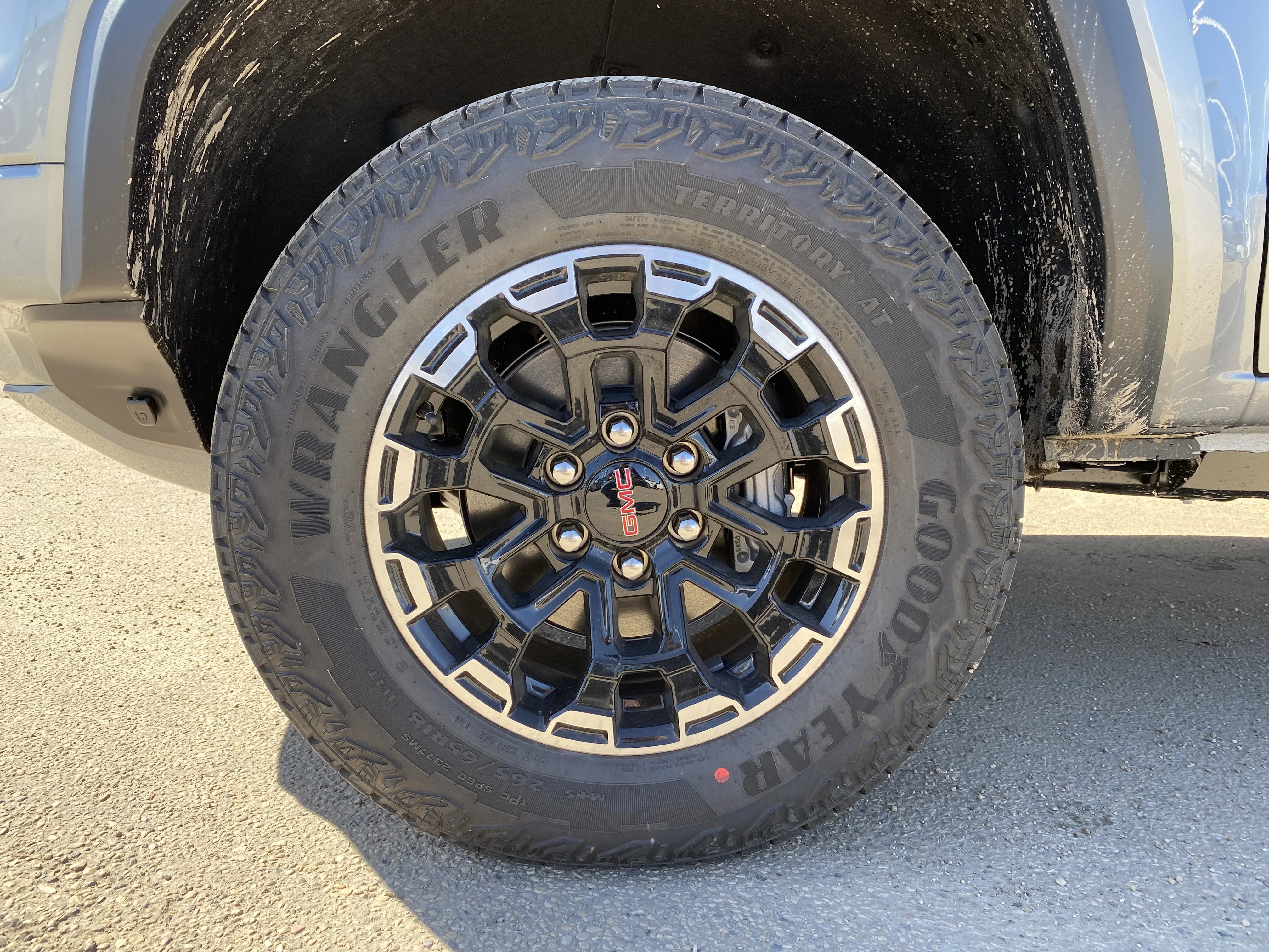 New 2026 STERLING METALLIC GMC 4WD AT4 image 10
