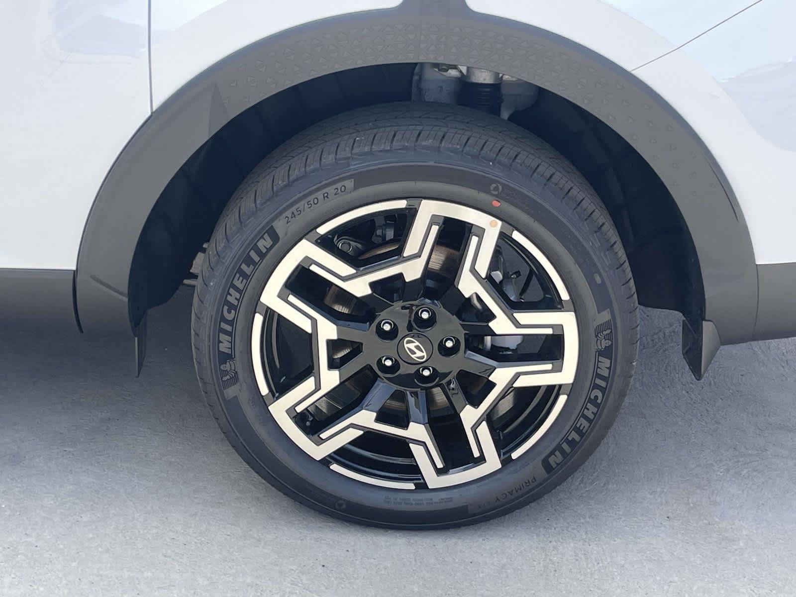 New 2026 Atlas White Hyundai Limited image 15