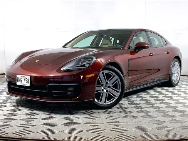 2022 Porsche Panamera