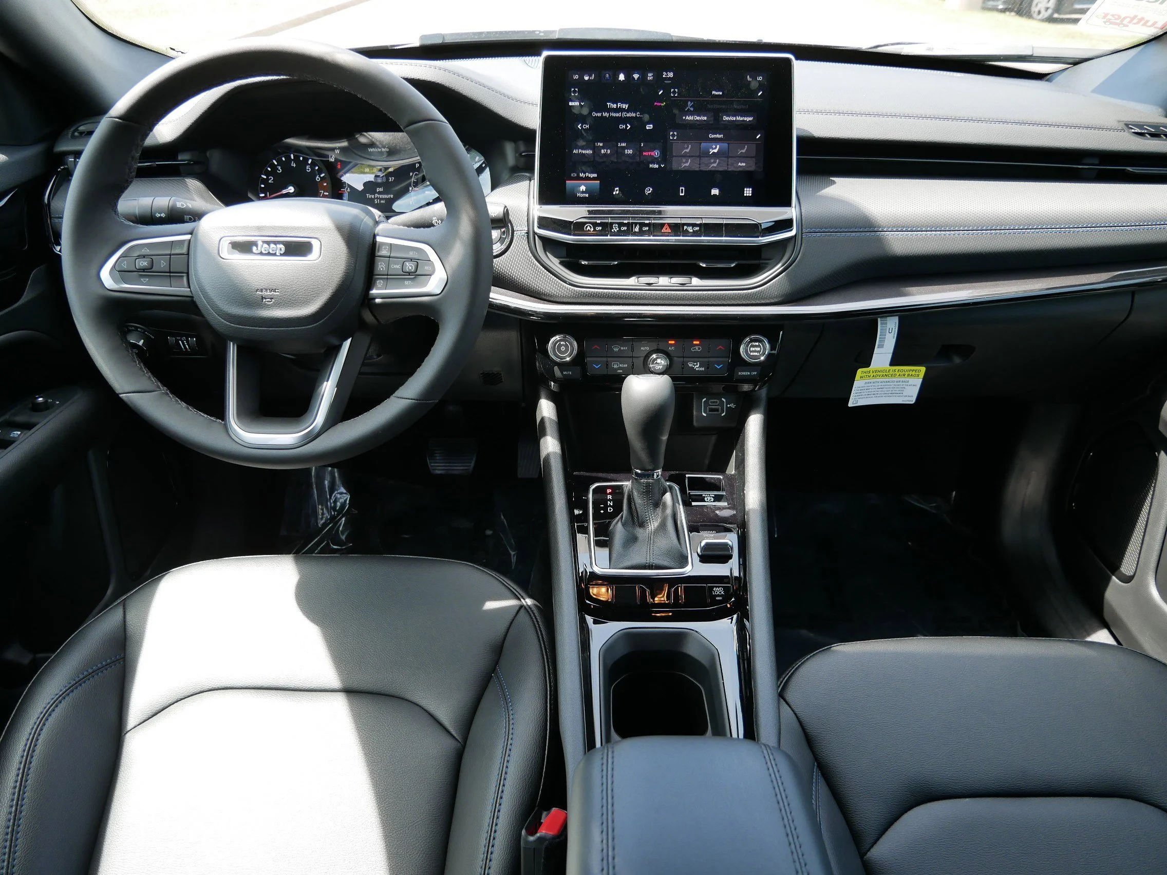 New 2026 Diamond Black Crystal Pearlcoat Jeep Limited Altitude image 10