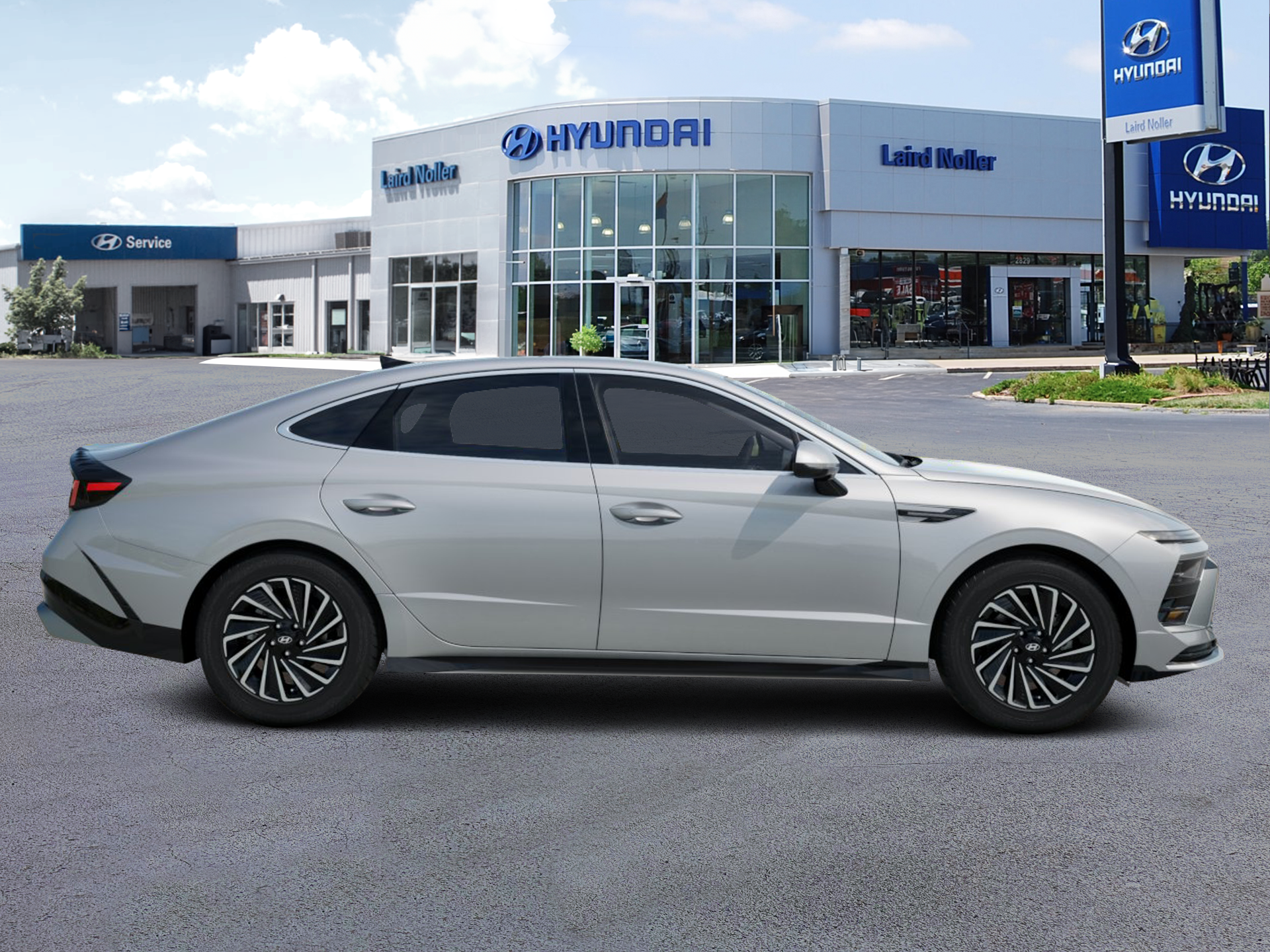 View vehicle photo 5