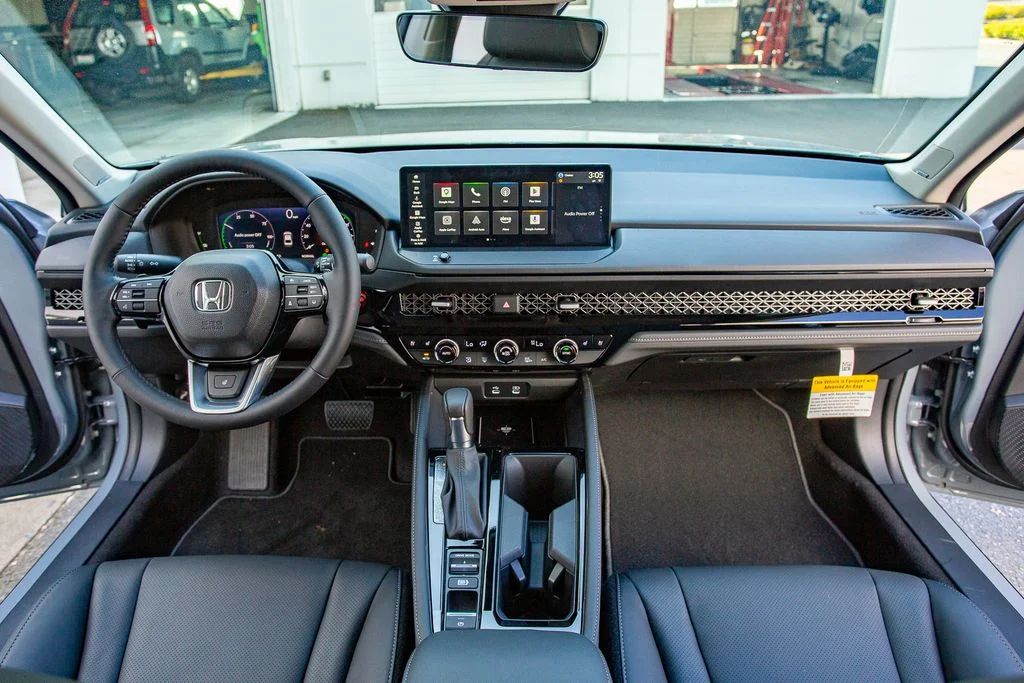 2026 Honda Accord Hybrid Touring - Photo 16