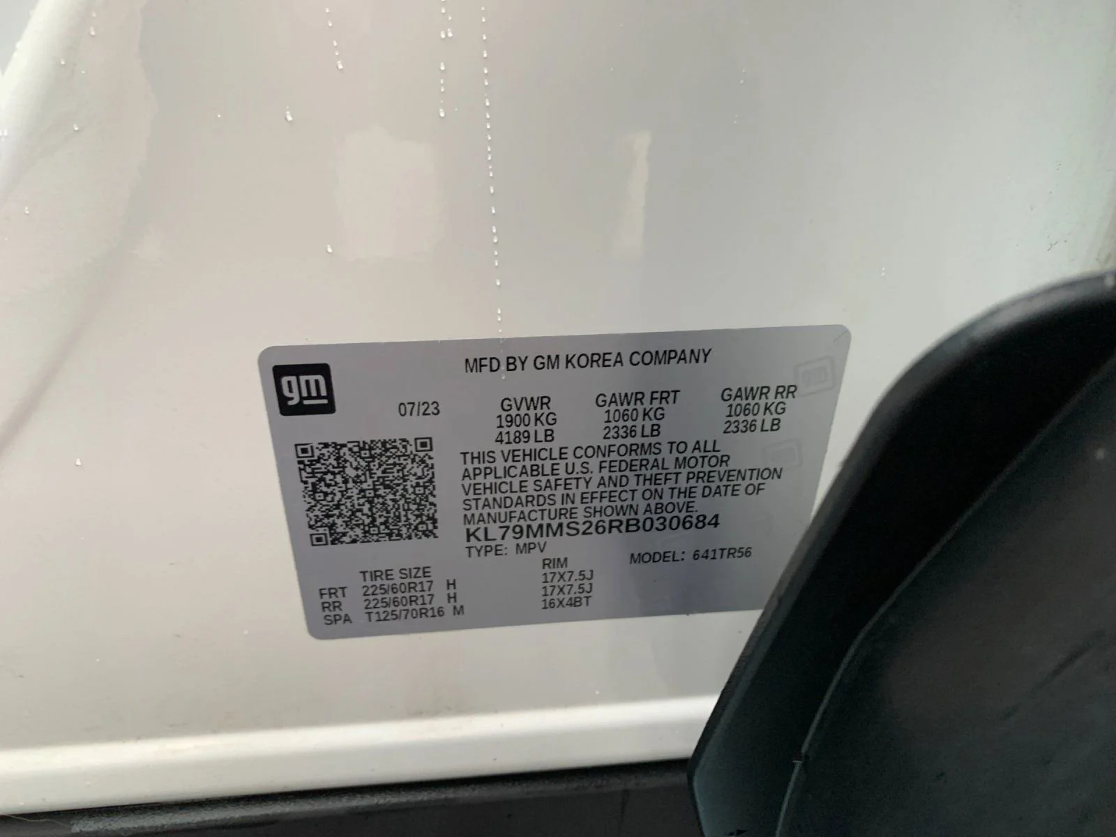 Used 2024 Summit White Chevrolet LS image 32